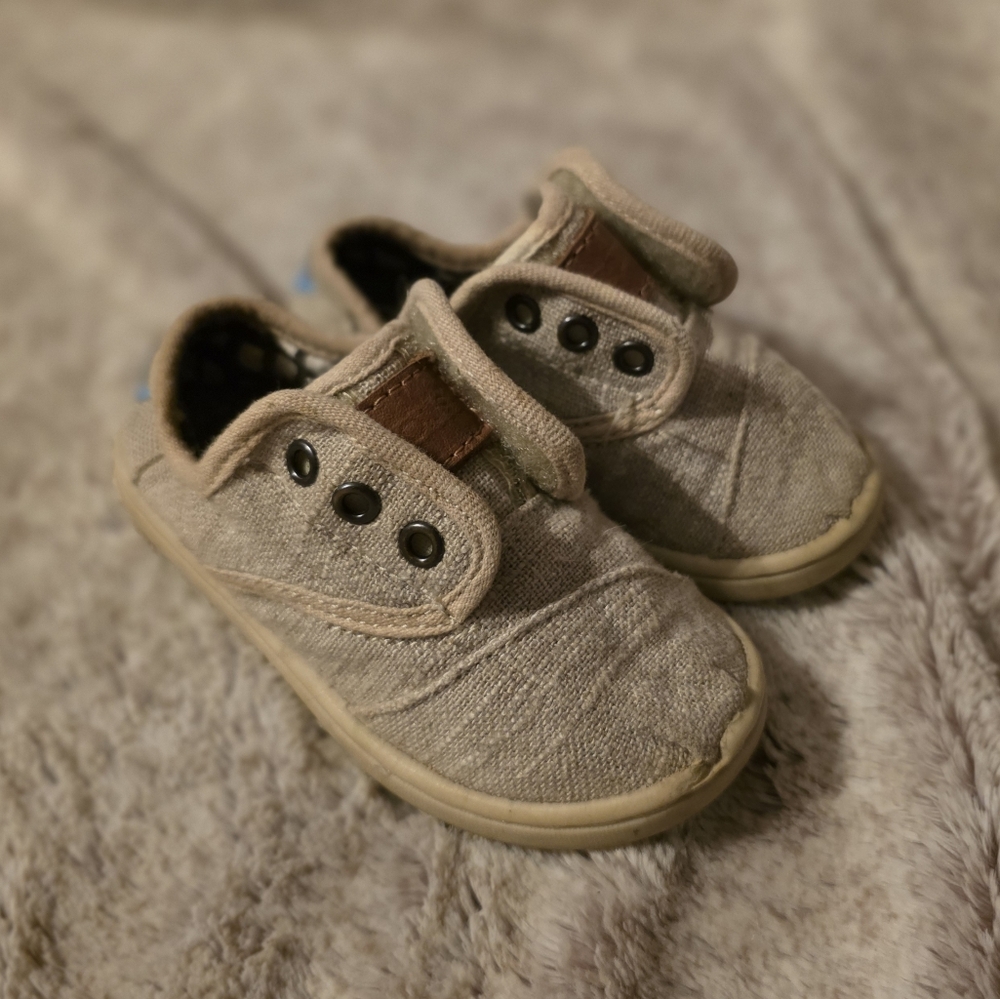 Toms Tan Baby Walker Shoes